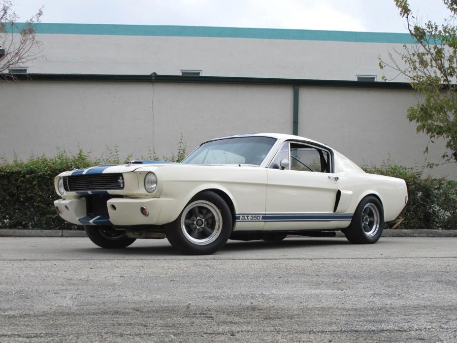  Ford Mustang Shelby GT350R 1966 года  (фото 6 из 7)